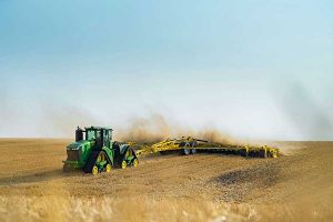Der John Deere 9RX 640 beim 24 Stunden-Rekord, &copy; John Deere